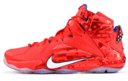 Nike: Кроссовки  Lebron 12