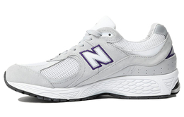 New Balance: Кроссовки  2002R