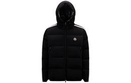 Moncler: Чёрный пуховик 