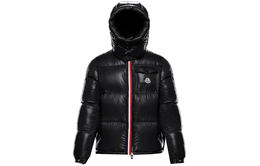 Moncler: Чёрный пуховик 