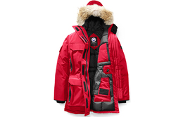 Canada Goose: Пуховик 