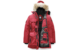 Canada Goose: Пуховик 