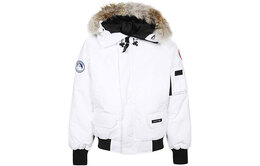 Canada Goose: Белый пуховик 