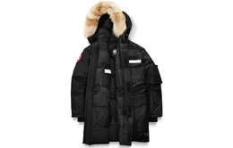 Canada Goose: Чёрный пуховик 