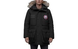 Canada Goose: Чёрный пуховик 