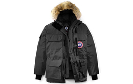 Canada Goose: Пуховик 