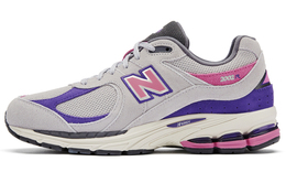 New Balance: Кроссовки  2002R