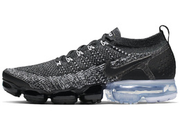 Nike: Кроссовки  Vapormax