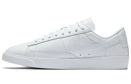 Nike: Серые кроссовки  Blazer Low