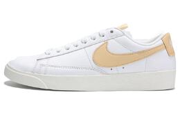 Nike: Кроссовки  Blazer Low