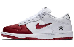 Nike: Красные кроссовки  SB Dunk Low Supreme