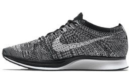 Nike: Кроссовки  Flyknit Racer