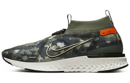 Nike: Кроссовки 