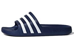 Adidas: Шлёпанцы  Adilette