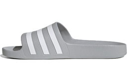 Adidas: Шлёпанцы  Adilette