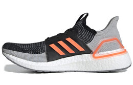 Adidas: Кроссовки  UltraBoost 19