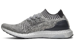 Adidas: Кроссовки  UltraBoost Uncaged