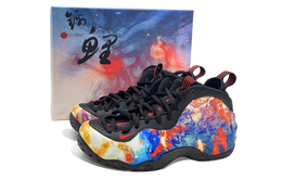 Nike: Серые кроссовки  Foamposite One