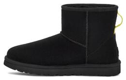 UGG: Чёрные ботинки  Classic Mini