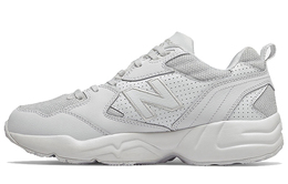 New Balance: Серые кроссовки 