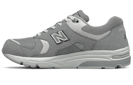 New Balance: Кроссовки  1700