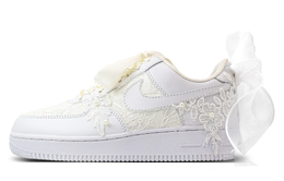 Nike: Белые кроссовки  Air Force 1 Low