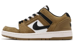 Nike: Коричневые кроссовки  Air Force