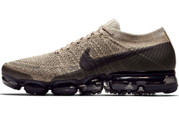 Nike: Кроссовки  Vapormax