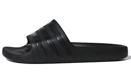 Adidas: Шлёпанцы  Adilette