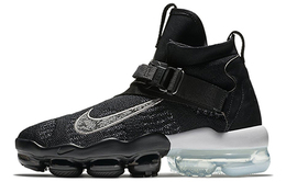 Nike: Кроссовки  Vapormax