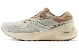Saucony: Кроссовки 