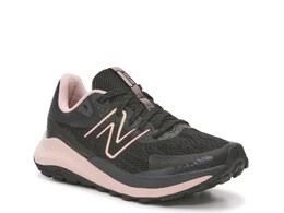 New Balance: Чёрные кроссовки