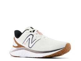 New Balance: Белые кроссовки  Fresh Foam