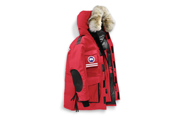 Canada Goose: Красный пуховик 