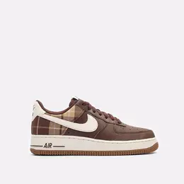 NIKE: Коричневые кроссовки Air Force 1