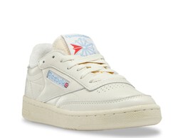 Reebok: Белые кроссовки  Club C 85