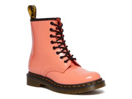 Dr. Martens: Розовые ботинки 1460