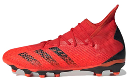 Adidas: Кроссовки  Predator
