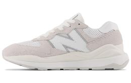 New Balance: Кроссовки  5740