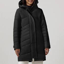 Canada Goose: Чёрный пуховик  Lorette