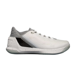 Under Armour: Белые кроссовки  Curry 3