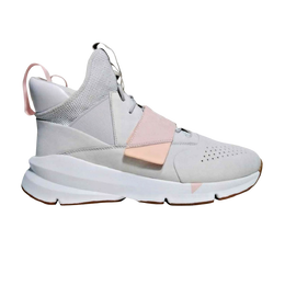 Under Armour: Серые кроссовки 