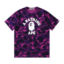 A BATHING APE: Фиолетовая футболка 