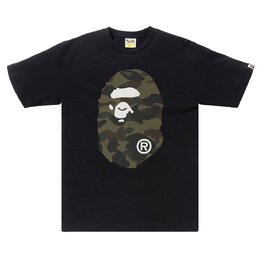 A BATHING APE: Зелёная футболка 