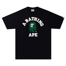 A BATHING APE: Чёрная футболка 