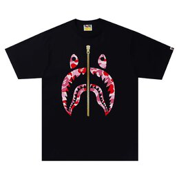 A BATHING APE: Чёрная футболка 