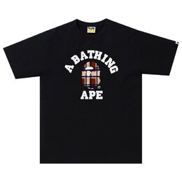 A BATHING APE: Чёрная футболка 