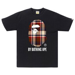 A BATHING APE: Чёрная футболка 