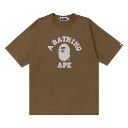 A BATHING APE: Бежевая футболка 