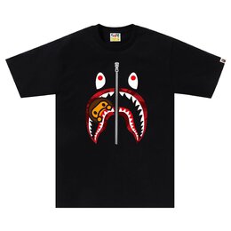 A BATHING APE: Чёрная футболка 